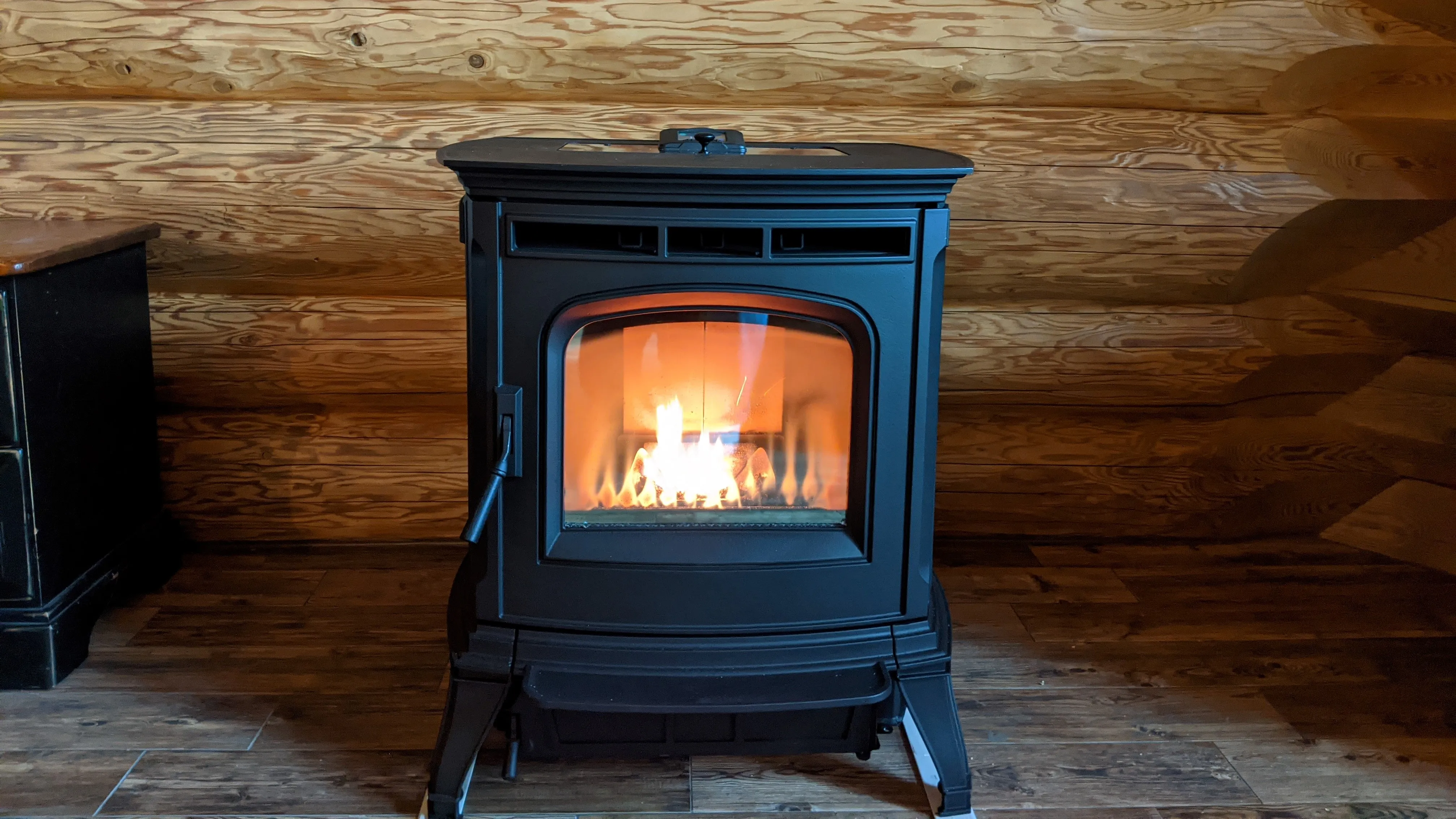 Tinhorn Lodge - Pellet Stove